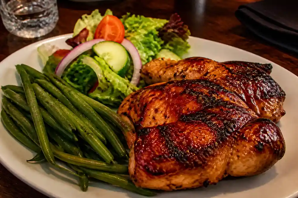 Grilled chicken nutrition-friendly plate